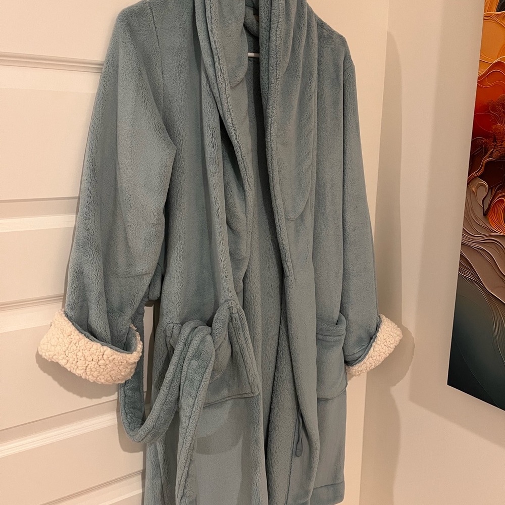 LLBean Cozy Blue Fleece Robe
